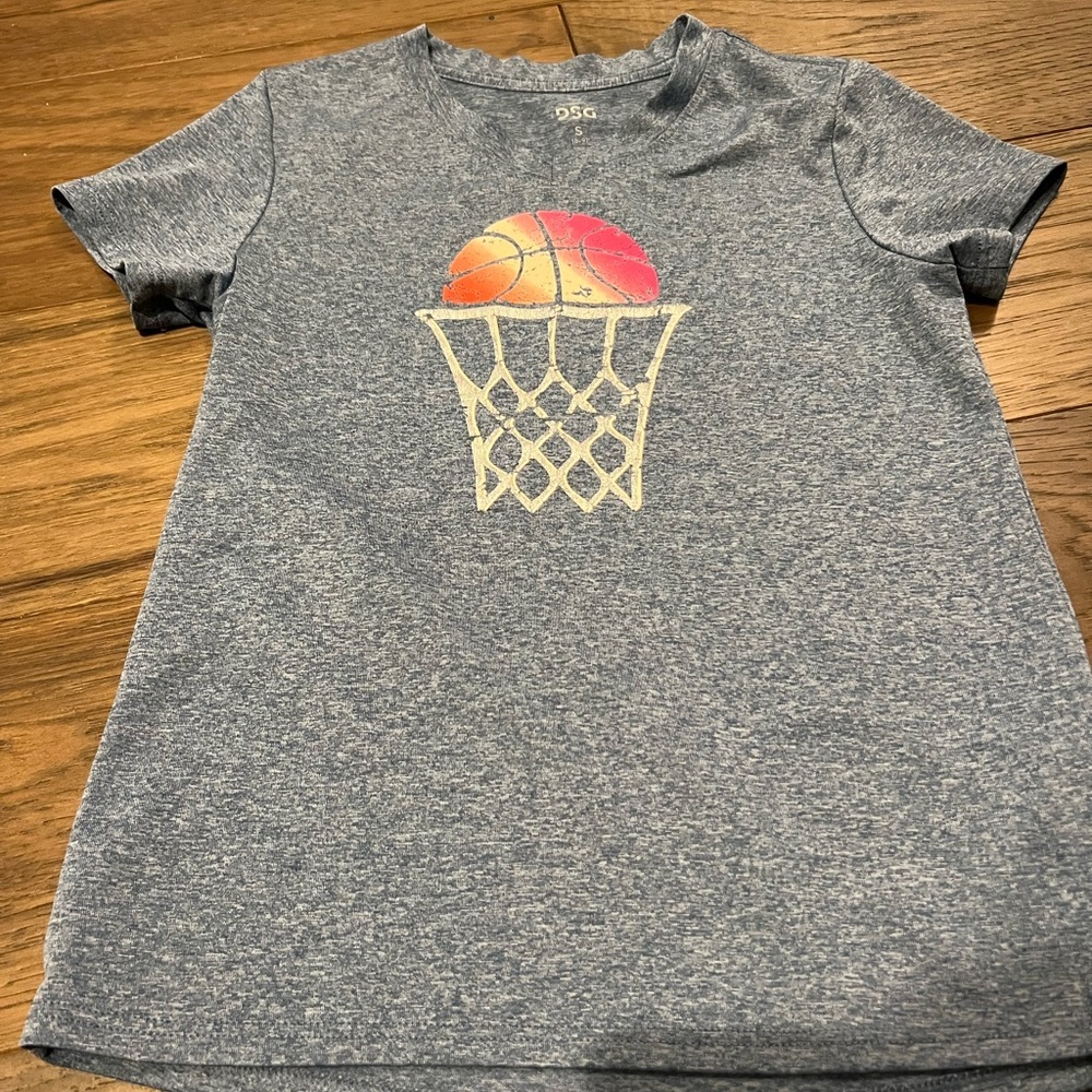 DSG Athletic Basketball Graphic Tee Shirt Girls S 8/9